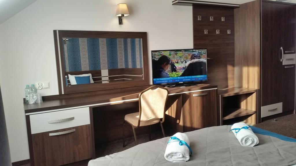 Hotel Impressa Niedrzwica Duża Habitación foto